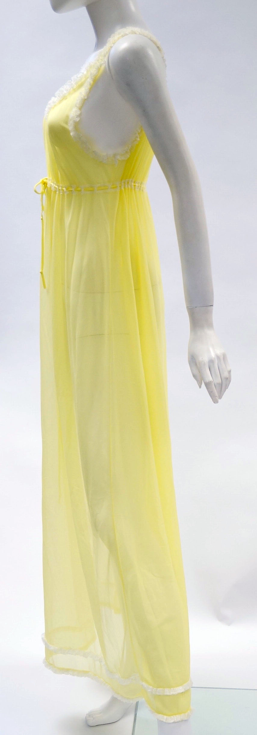 Circa 1960s Yellow Peignoir