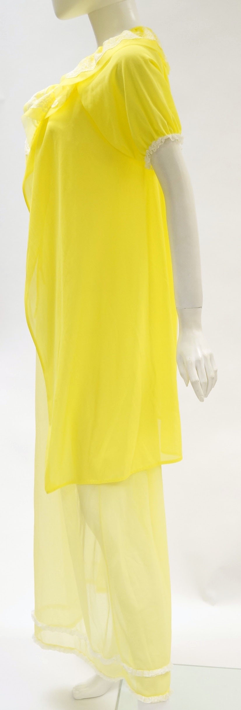 Circa 1960s Yellow Peignoir