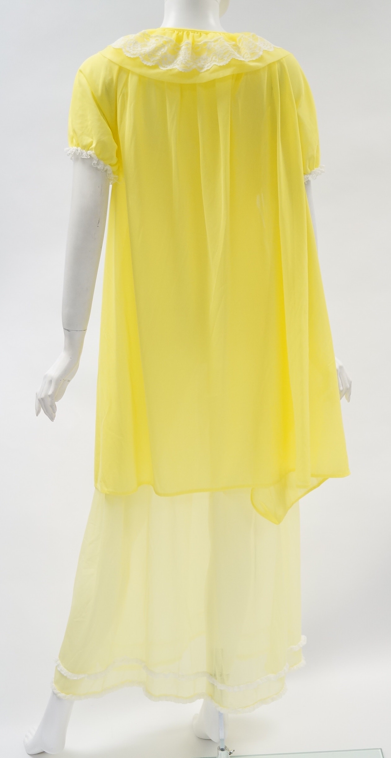 Circa 1960s Yellow Peignoir