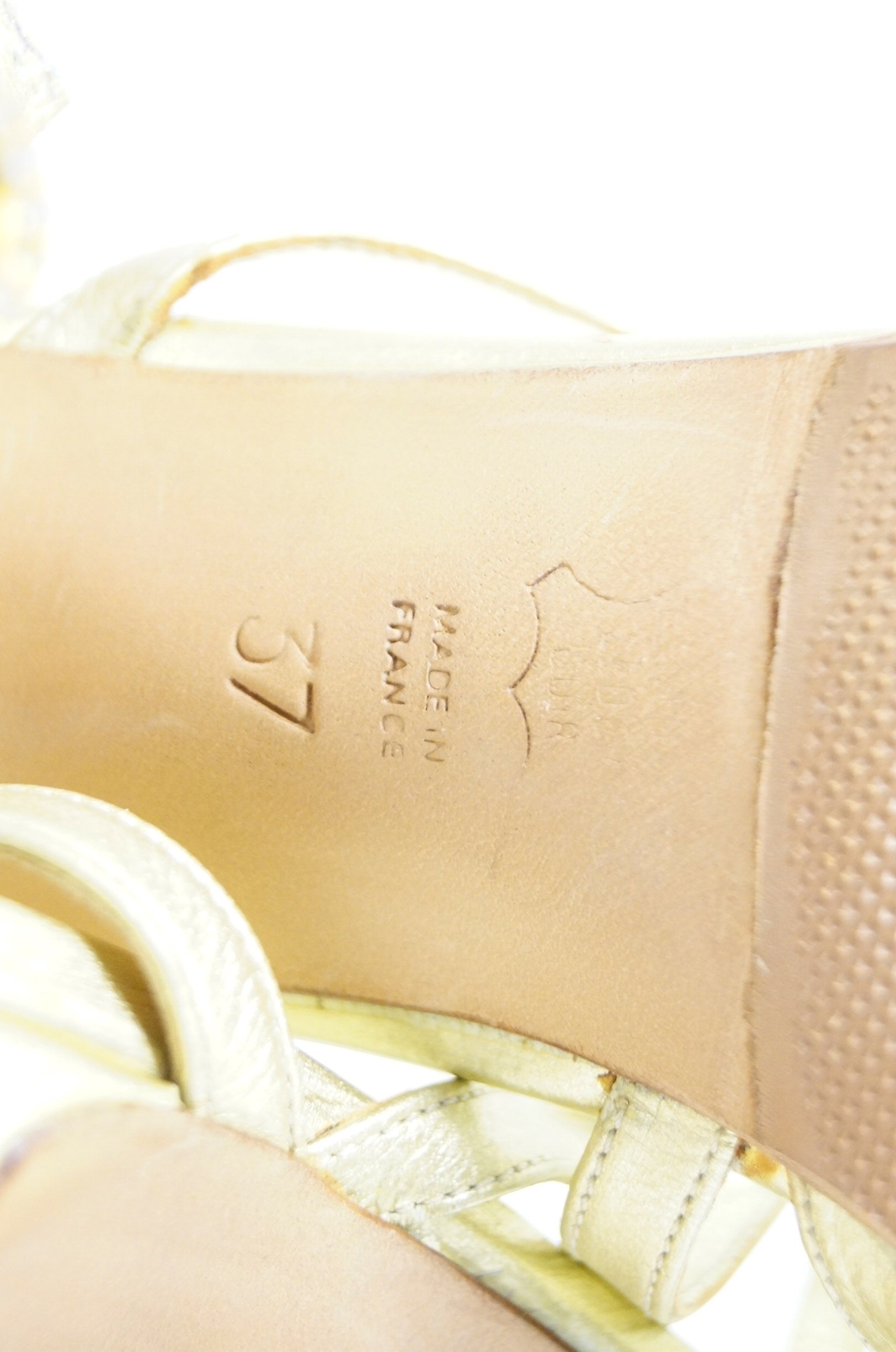 Vintage Pristine René Mancini Golden Pumps