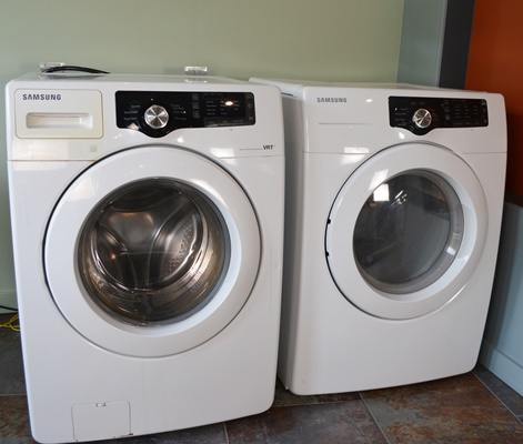 Samsung Electric Front Loading Washer and Dryer