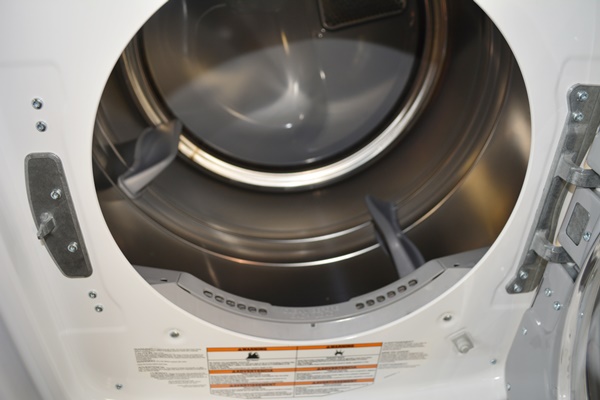 Maytag Maxima Front Loading Electric Washer and Dryer