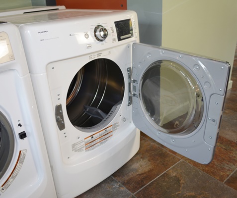 Maytag Maxima Front Loading Electric Washer and Dryer