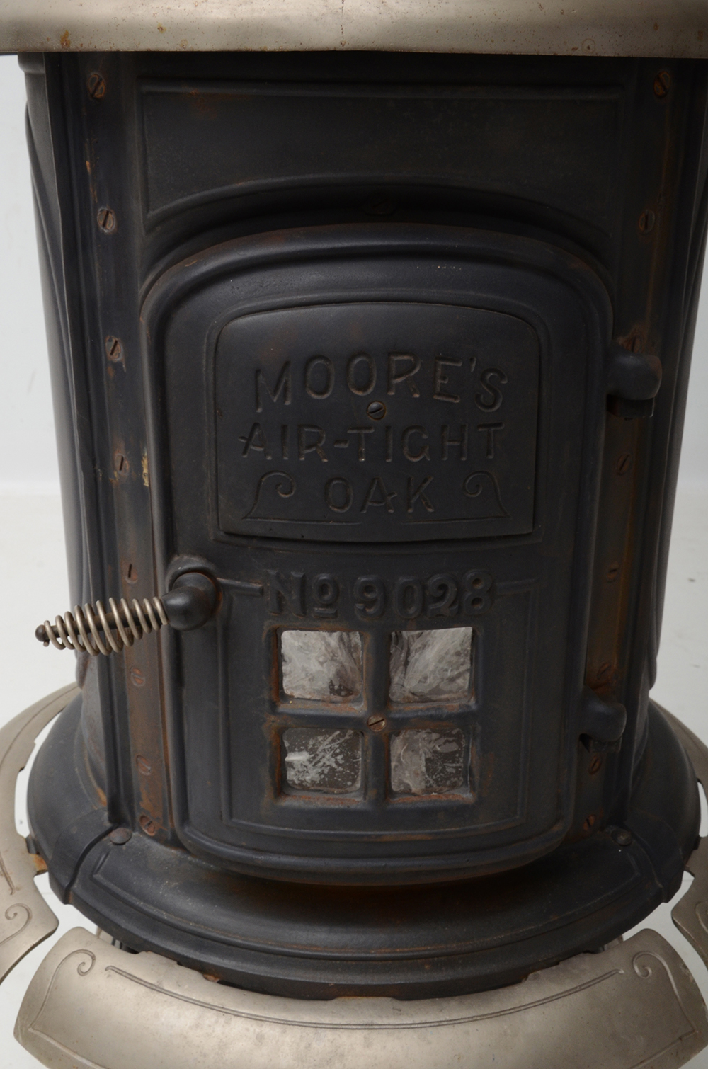 Moores Air-Tight Oak No. 9028 Cast Iron Stove
