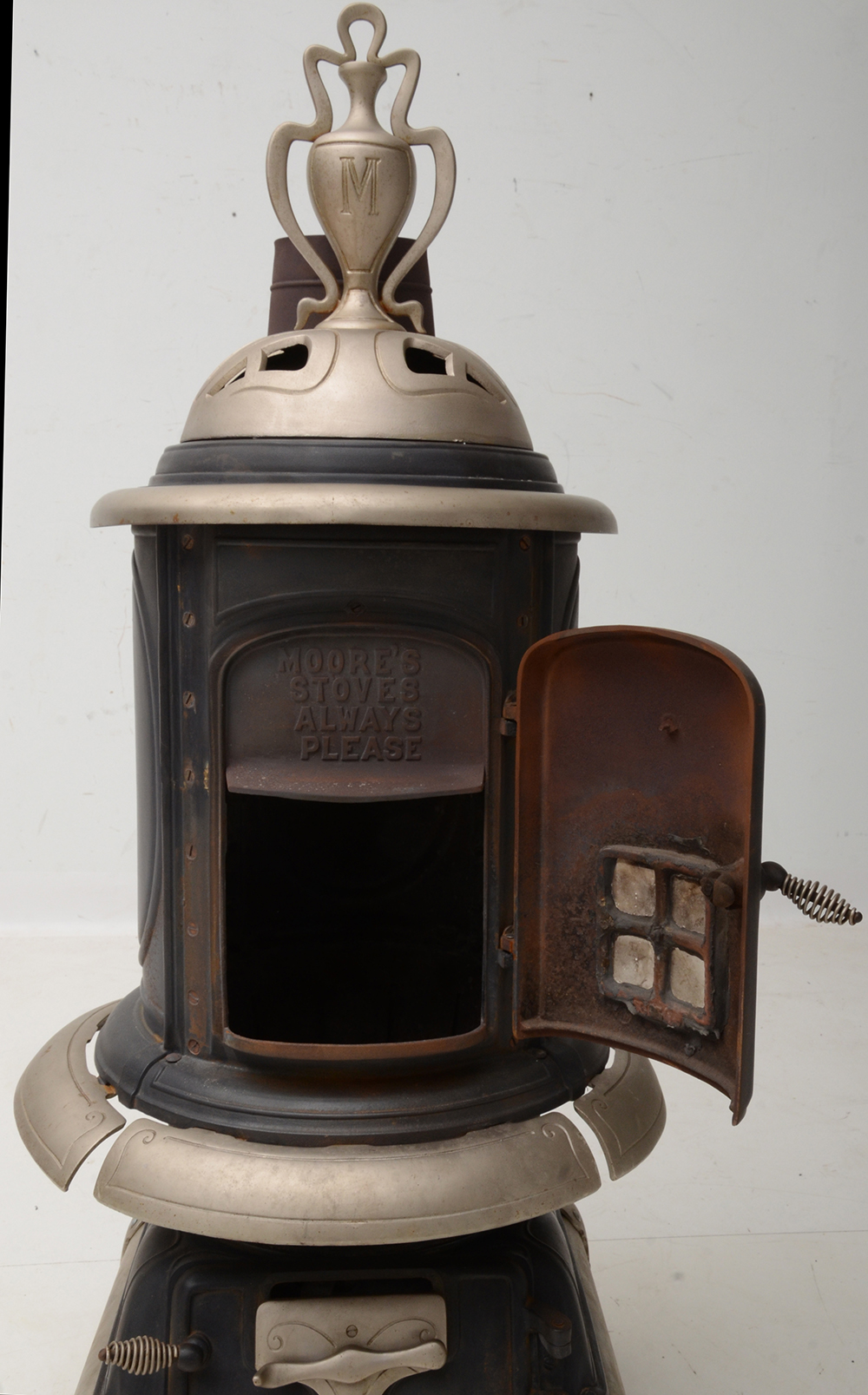 Moores Air-Tight Oak No. 9028 Cast Iron Stove