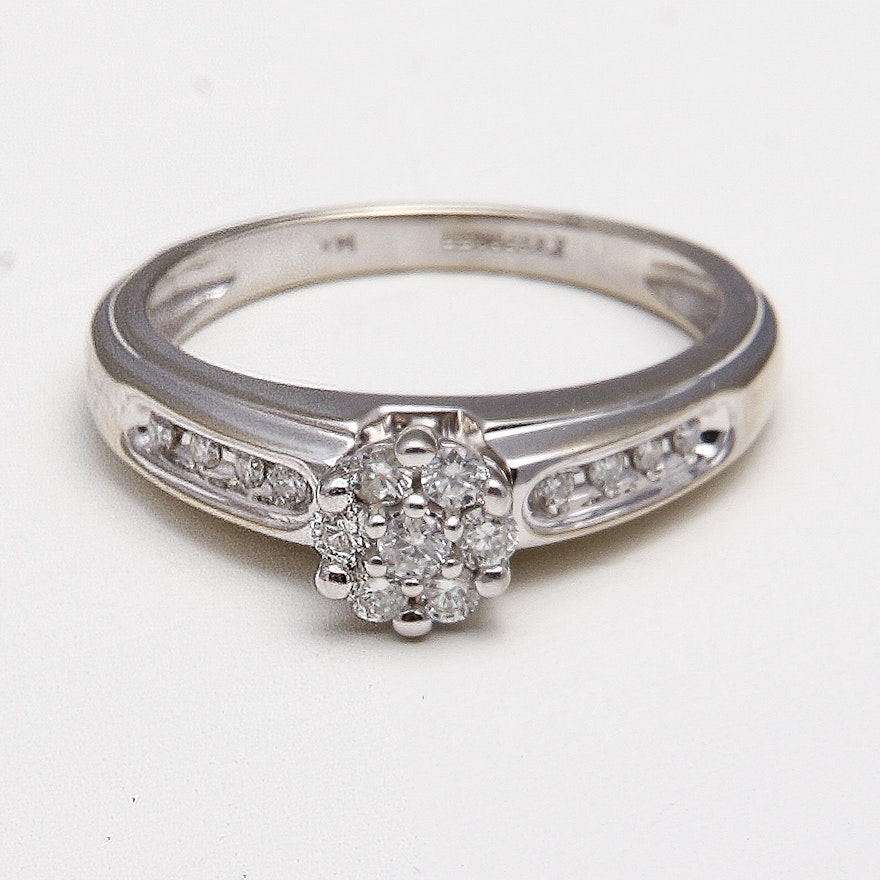 14K White Gold Diamond Engagement Ring