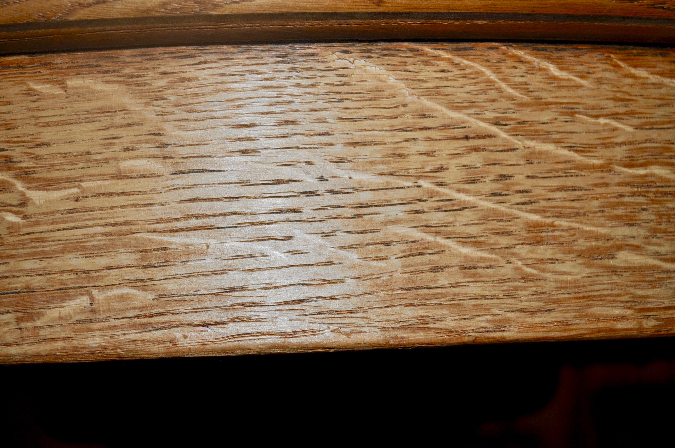 Round Oak Table with Leaf
