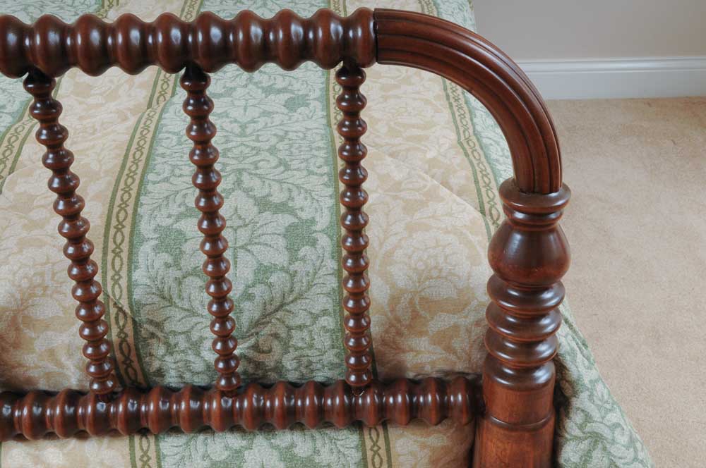 Jenny Lind Bed