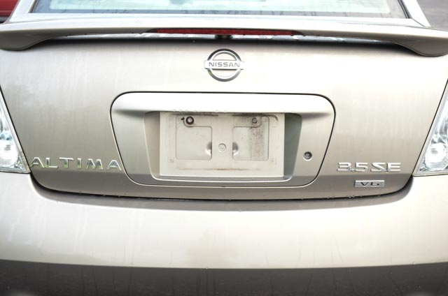 2003 Nissan Altima SE 3.5L V6 Sedan in Velvet Beige