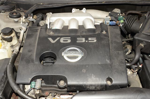 2003 Nissan Altima SE 3.5L V6 Sedan in Velvet Beige