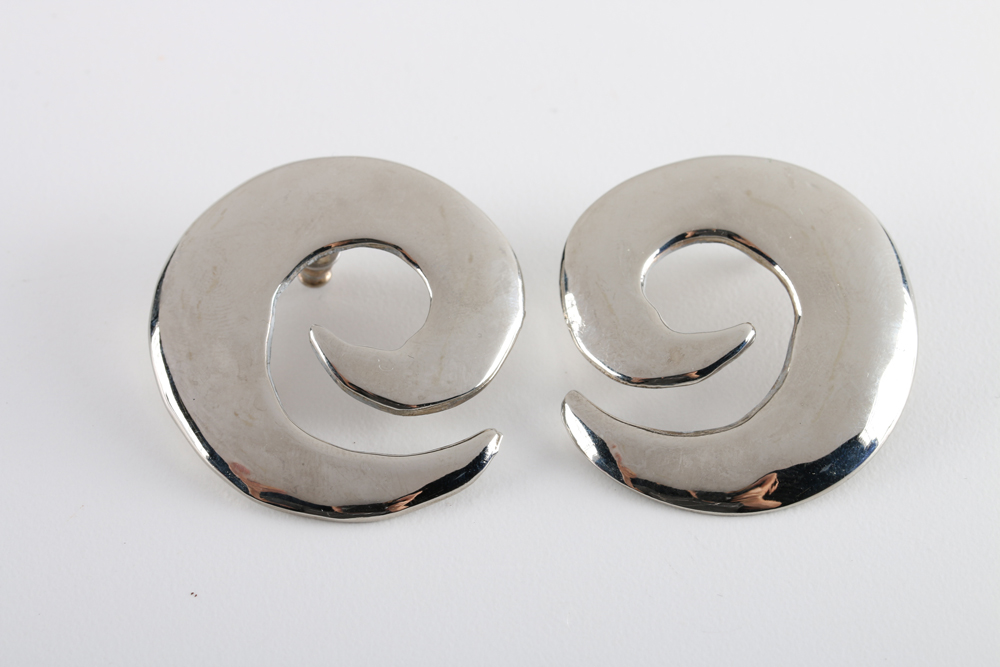 Assortment of Costume Earrings and Brooches