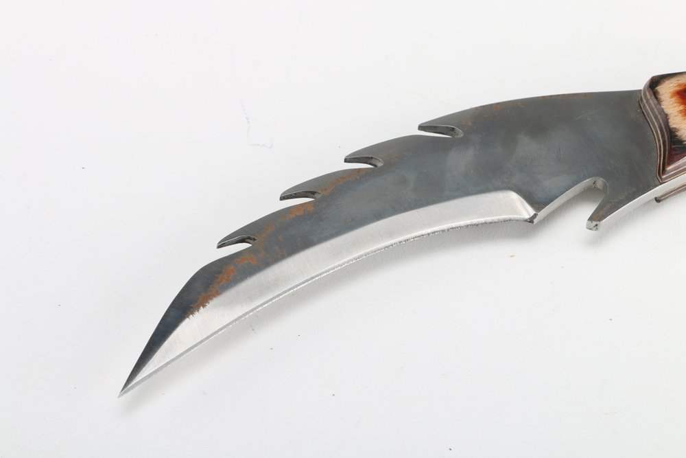 Double Blade Knife with Center Wood Handle