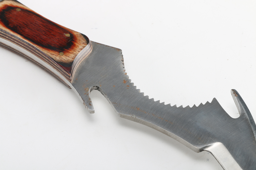 Double Blade Knife with Center Wood Handle