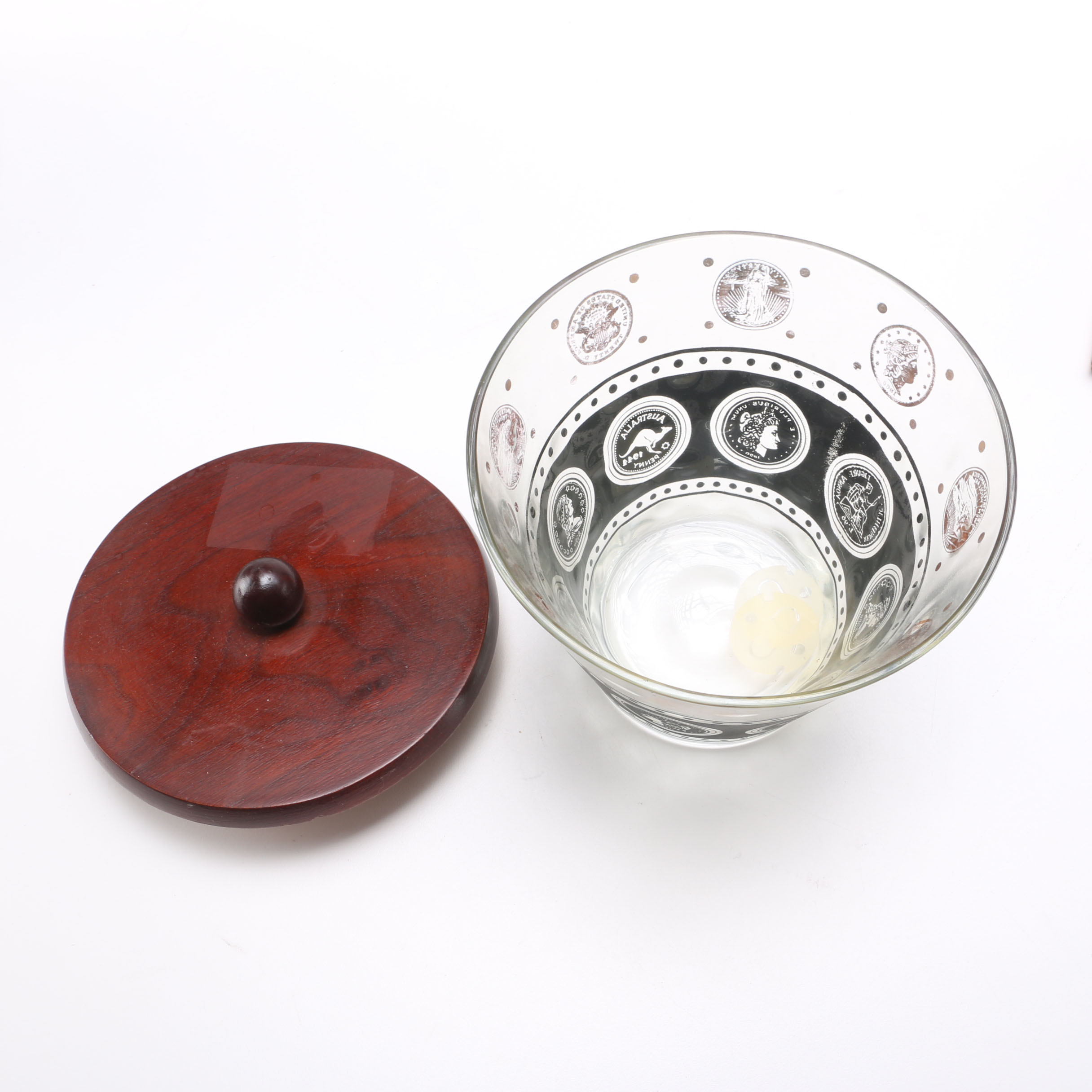 Tobacciana Collection