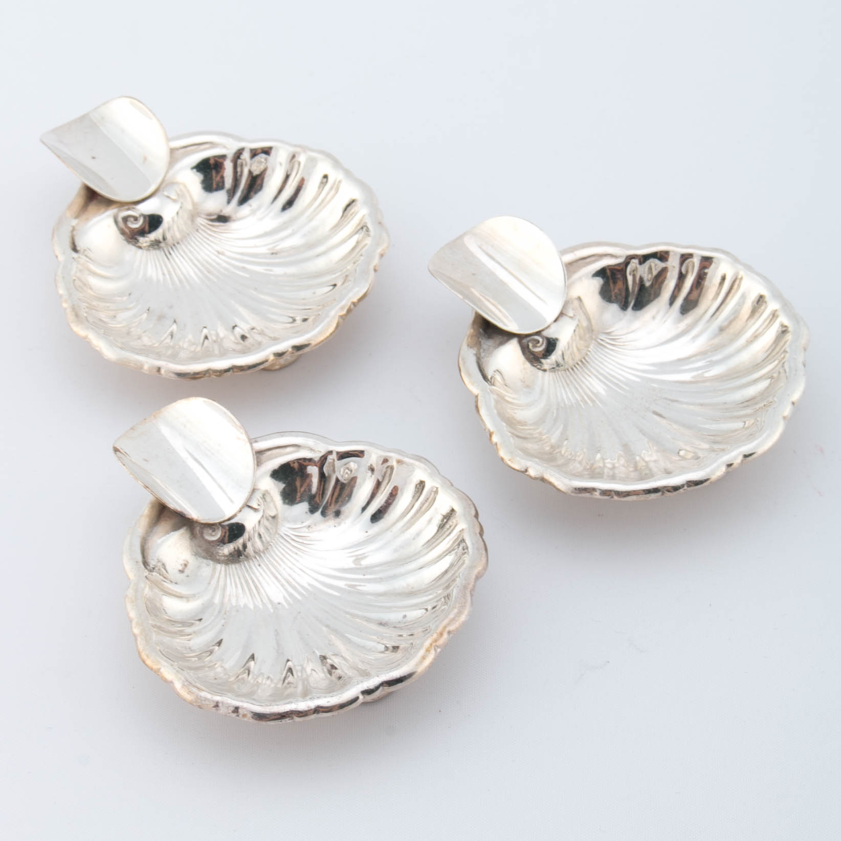 Empressa Plat-Mex Shell Sterling Silver Ash Receivers
