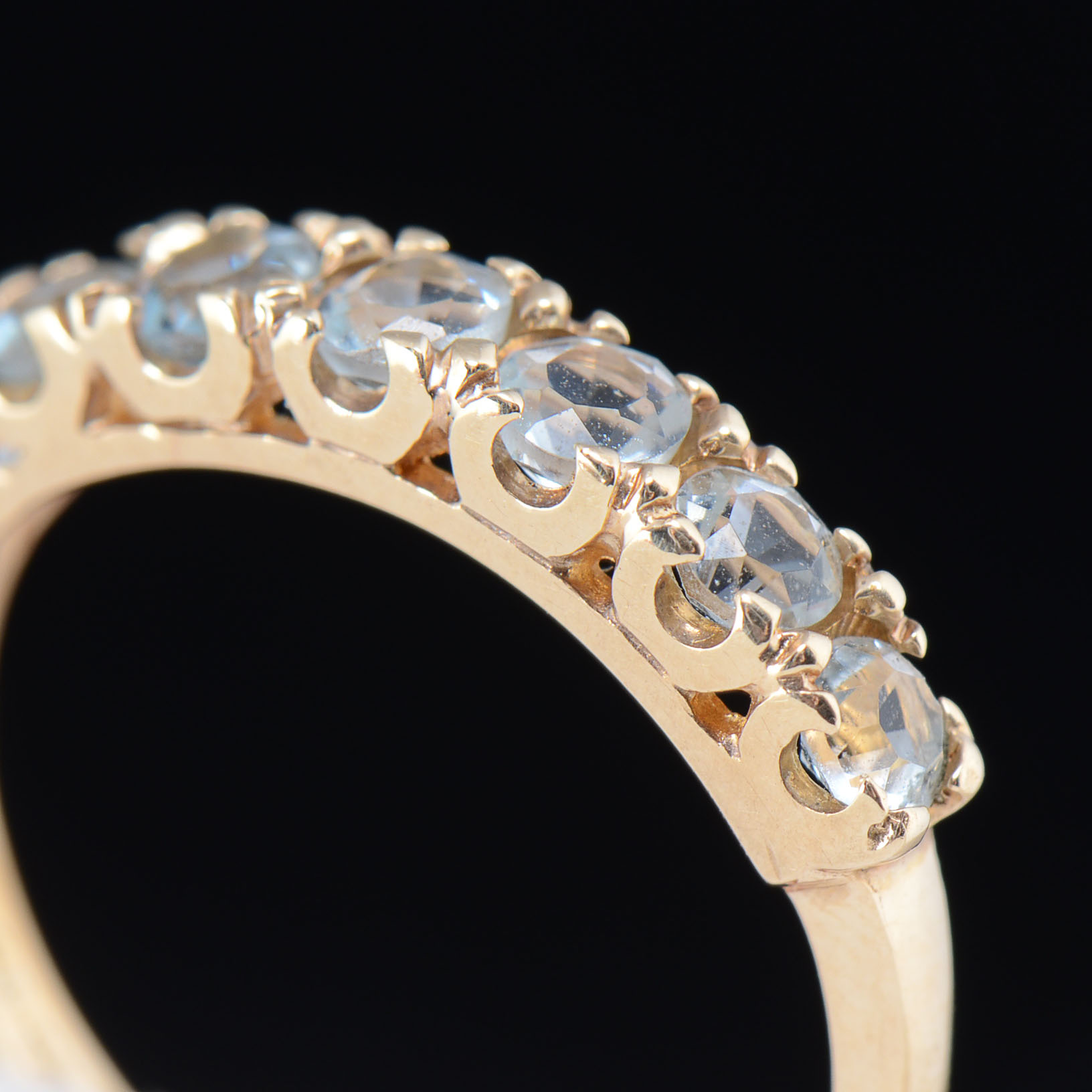 10K Gold Aquamarine Ring