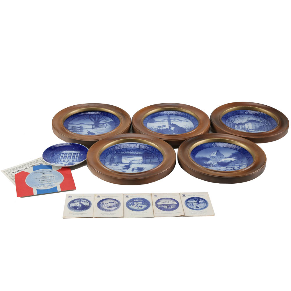 Six Royal Copenhagen "Christmas Eve in America" Series Porcelain Plates