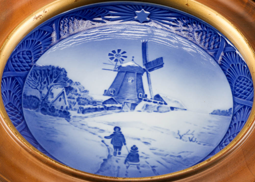 Eight Royal Copenhagen "Christmas Eve in America Series" Porcelain Plates