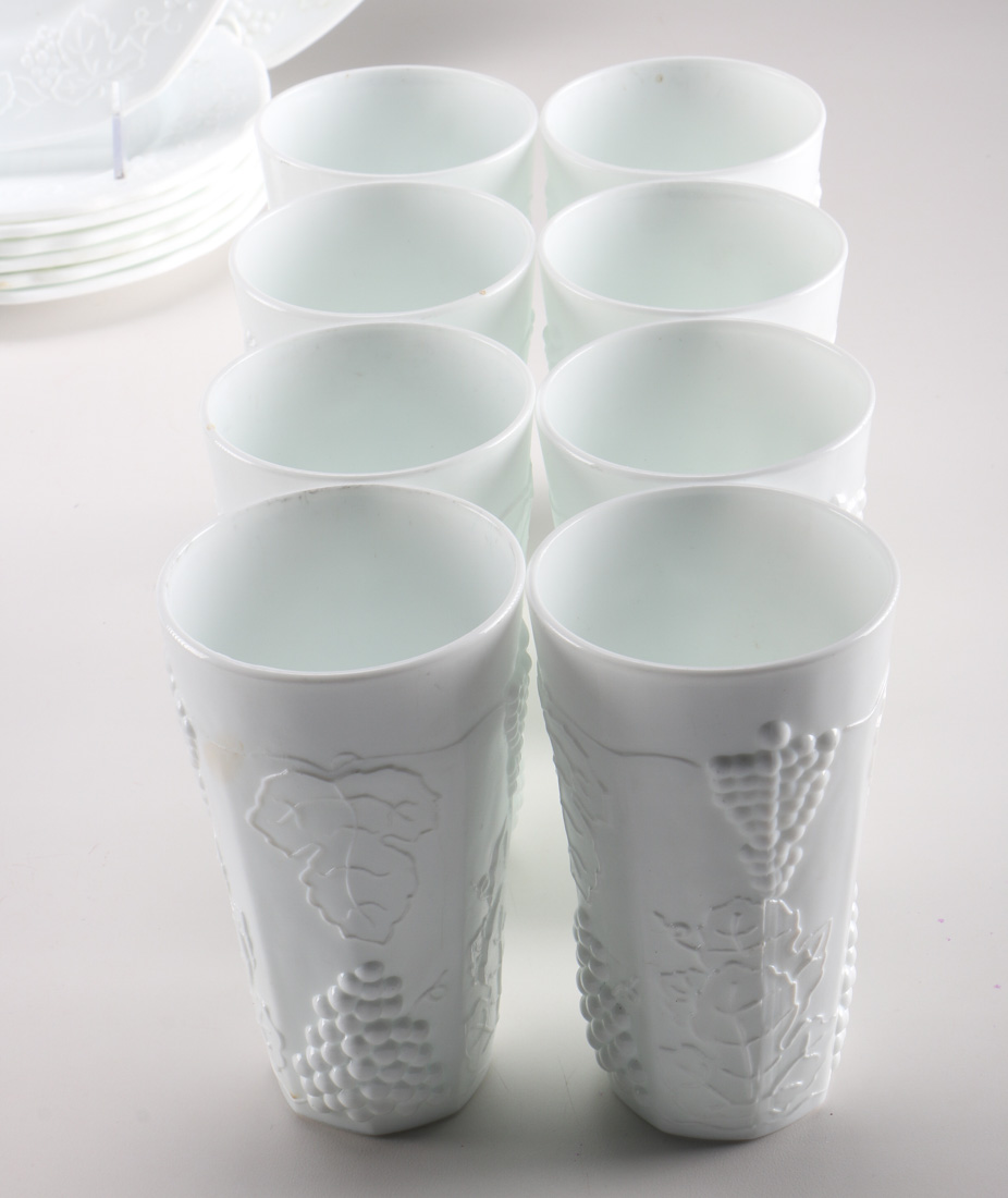 Grape Leaf Milk Glass Set