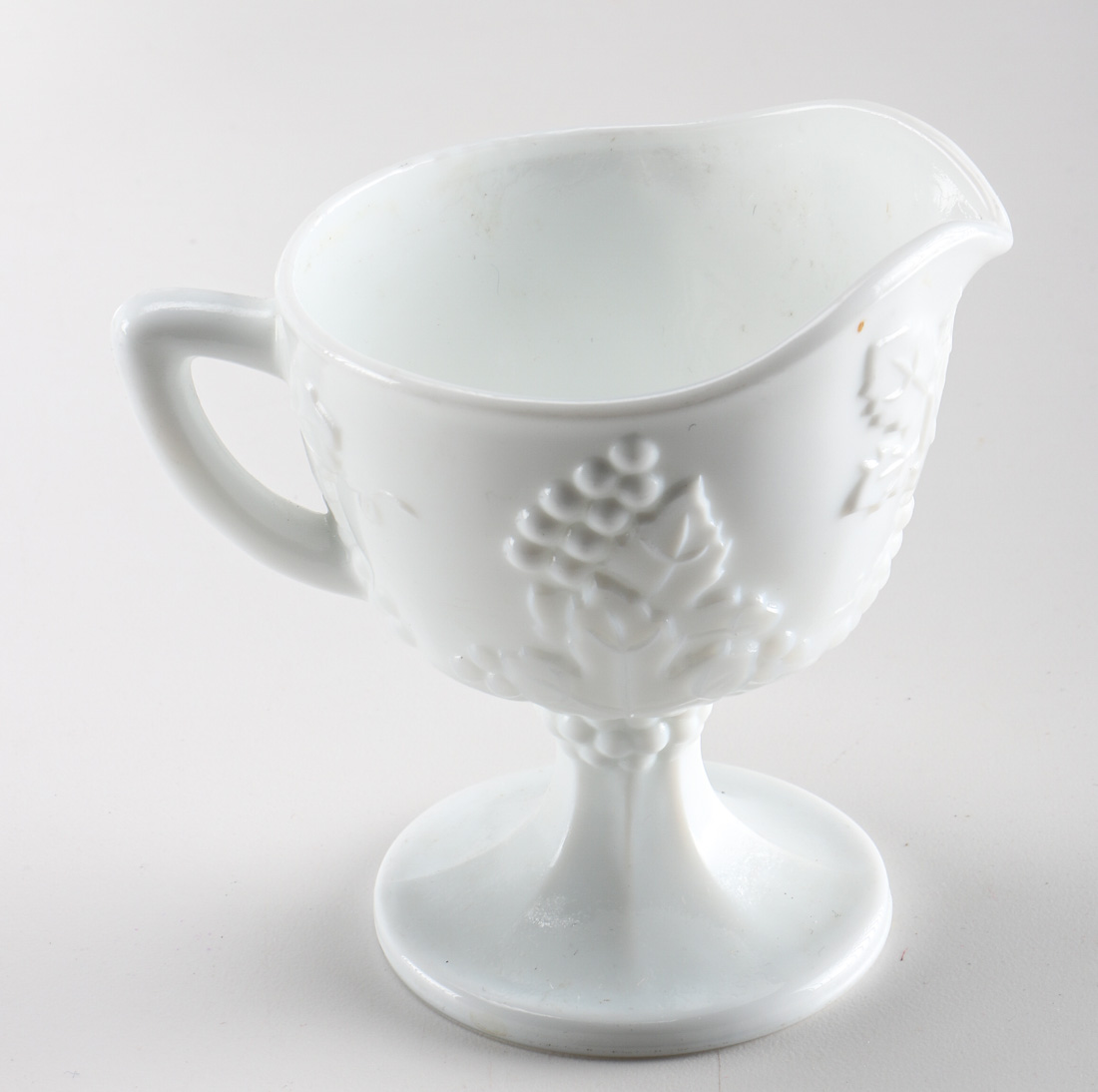 Grape Leaf Milk Glass Set