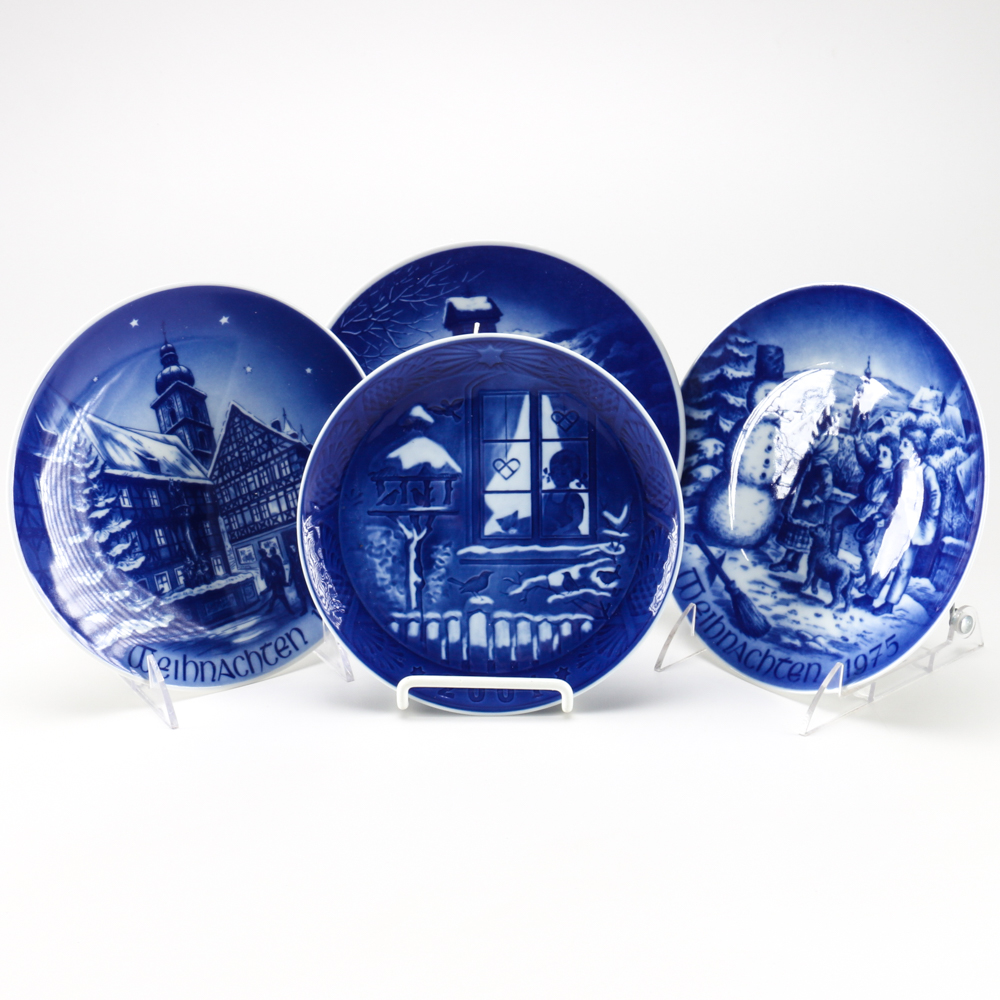 Decorative Christmas Plates