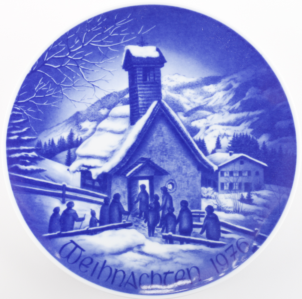 Decorative Christmas Plates