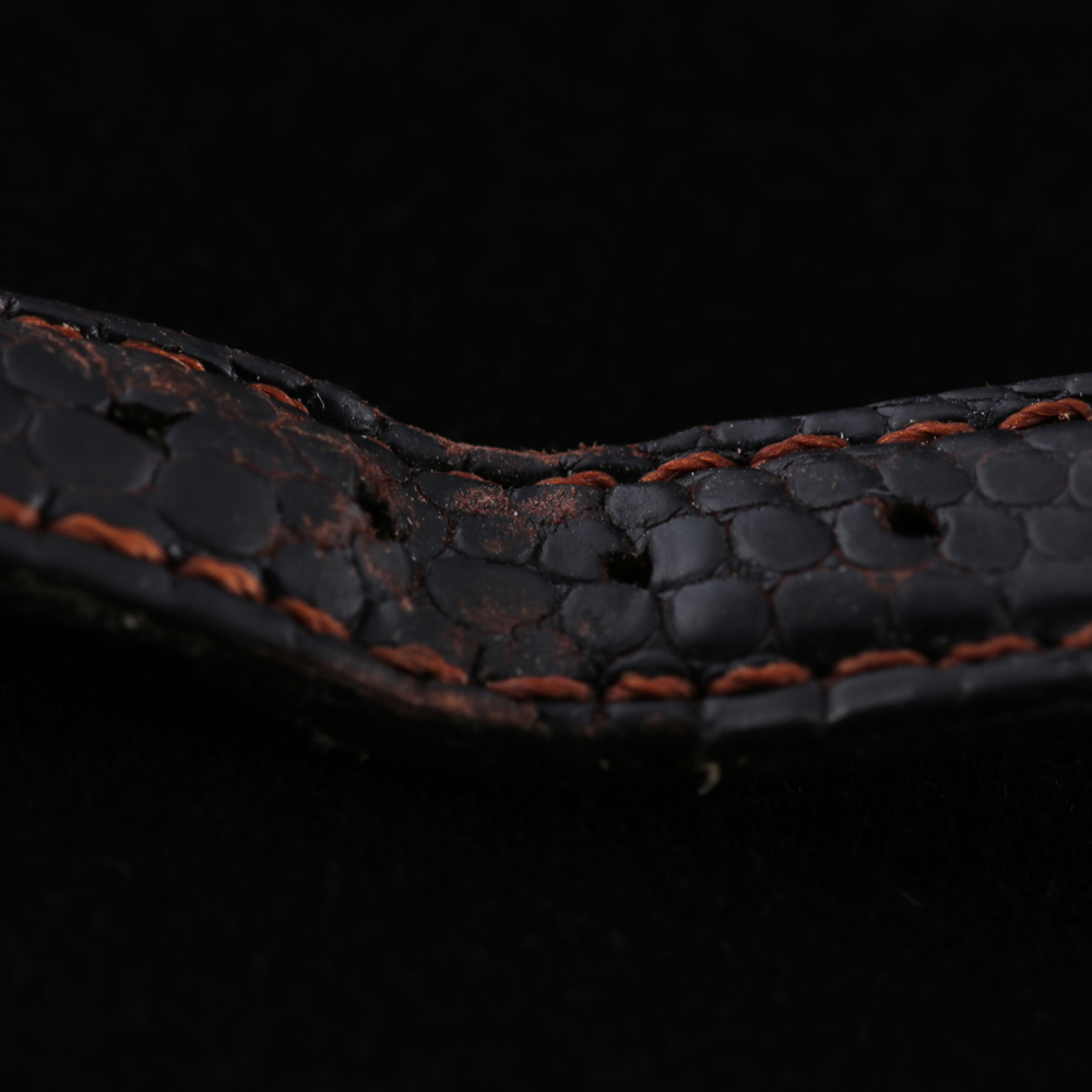 Vintage 1980s Gucci Stack Watch with Lizard Band 2000QL