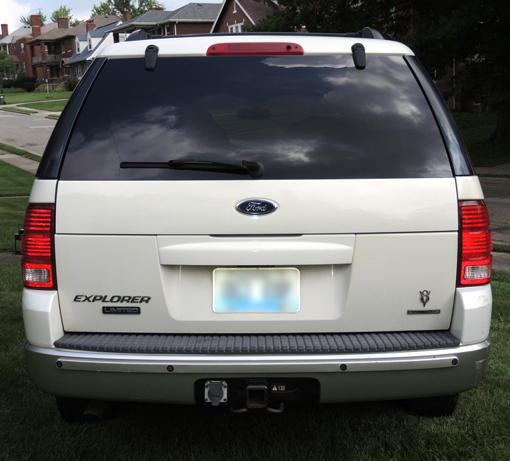 2002 4WD Ford Explorer Limited with 3rd Row Seating and V-8 Engine