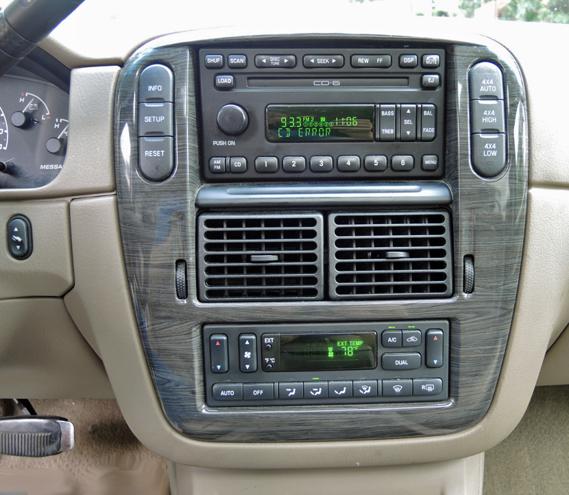 2002 4WD Ford Explorer Limited with 3rd Row Seating and V-8 Engine