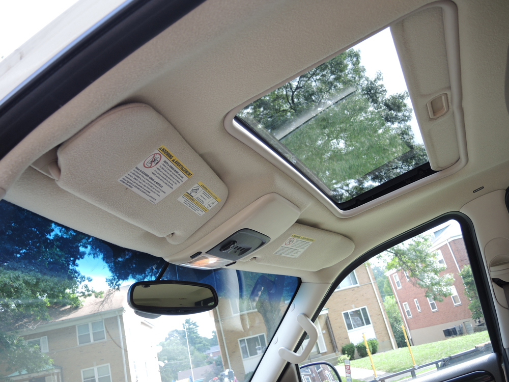 2002 4WD Ford Explorer Limited with 3rd Row Seating and V-8 Engine