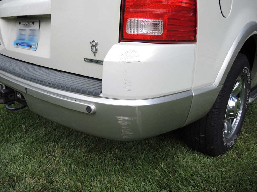 2002 4WD Ford Explorer Limited with 3rd Row Seating and V-8 Engine