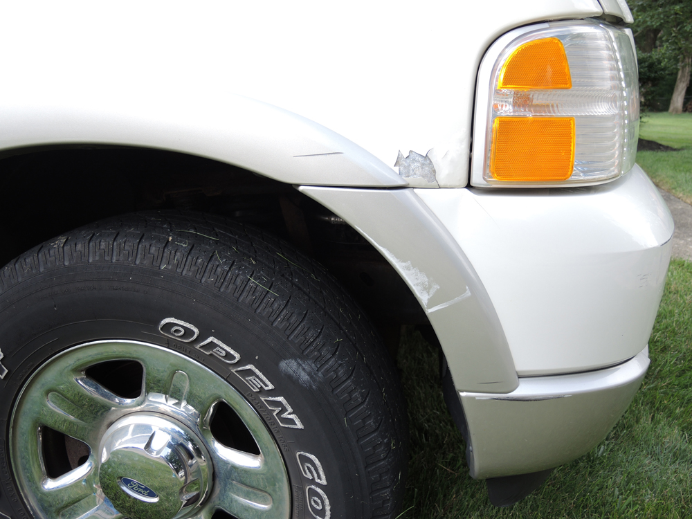 2002 4WD Ford Explorer Limited with 3rd Row Seating and V-8 Engine