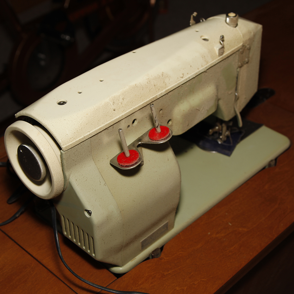 Vintage White Sewing Machine and Table