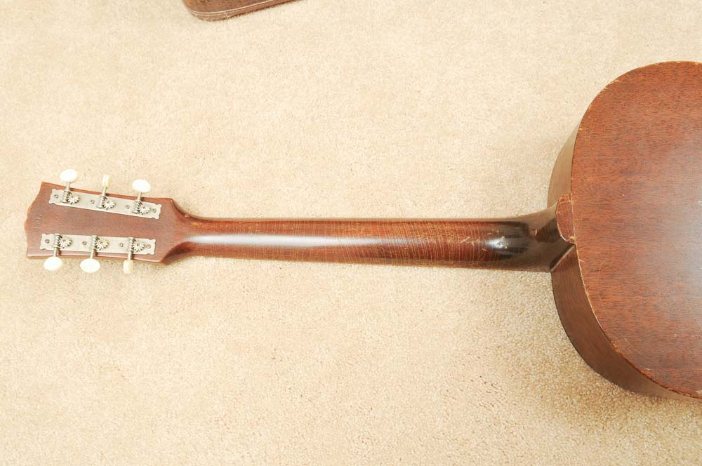 Vintage 1964 Gibson LG-0 Guitar With Case