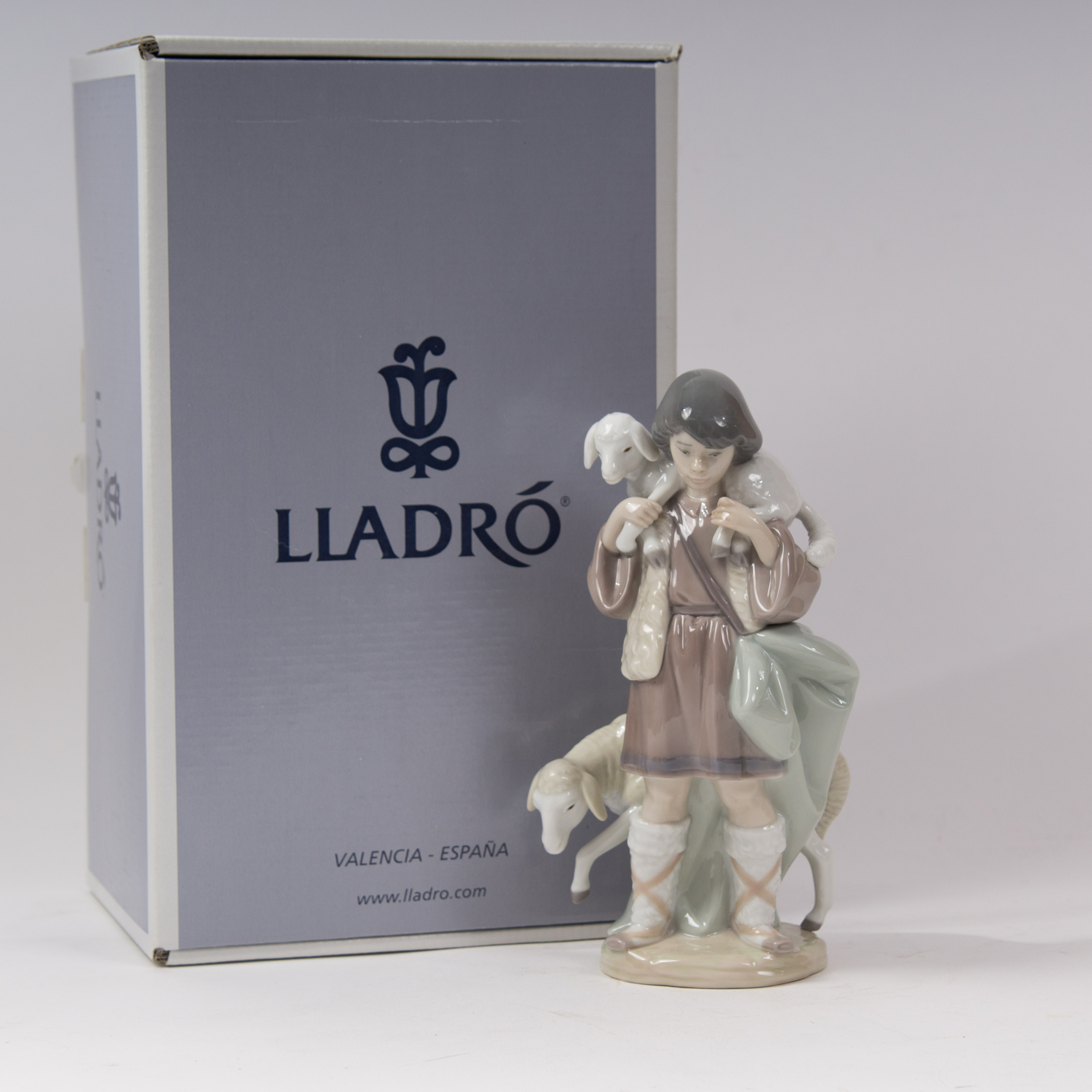Lladro Porcelain Nativity Scene Shepard Boy