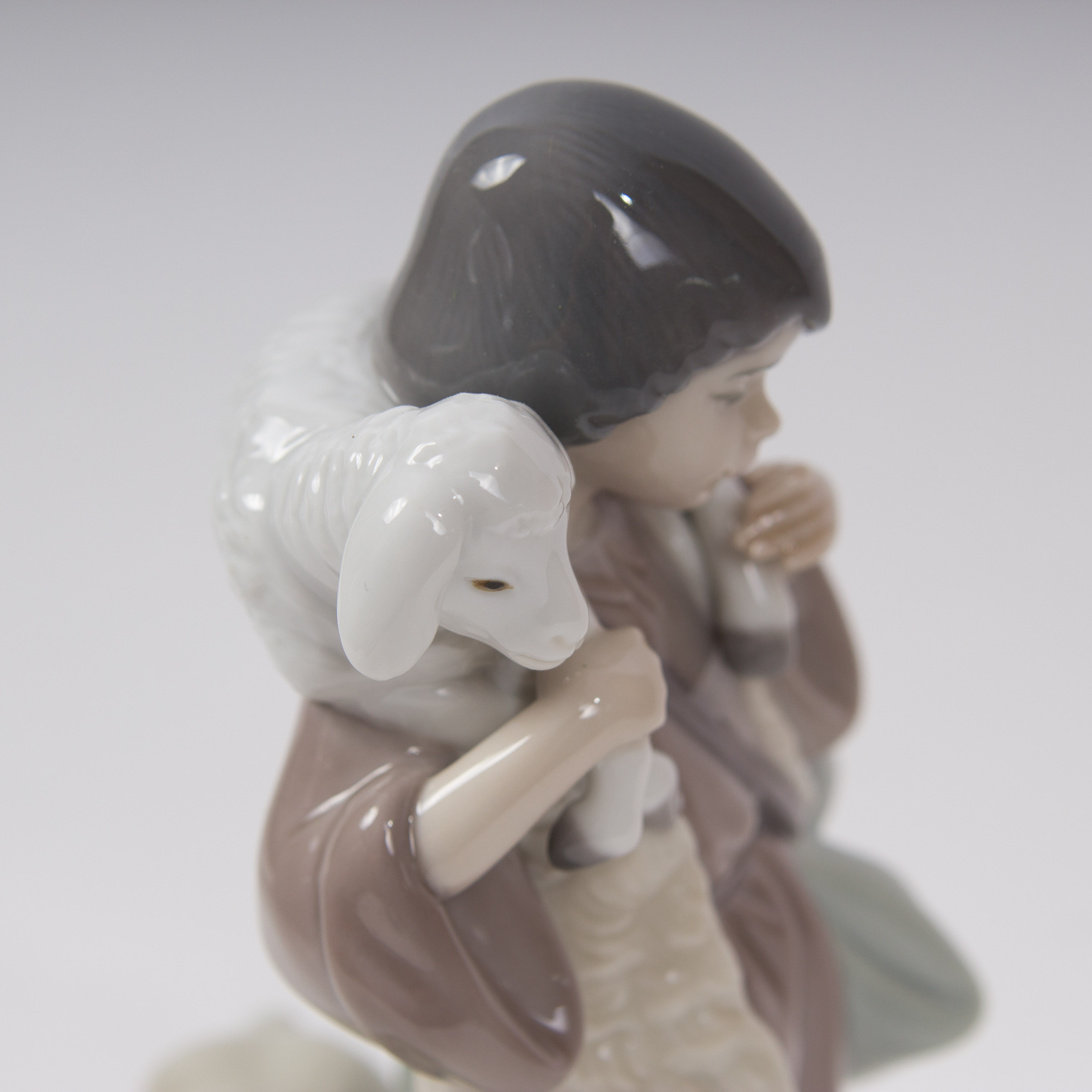 Lladro Porcelain Nativity Scene Shepard Boy