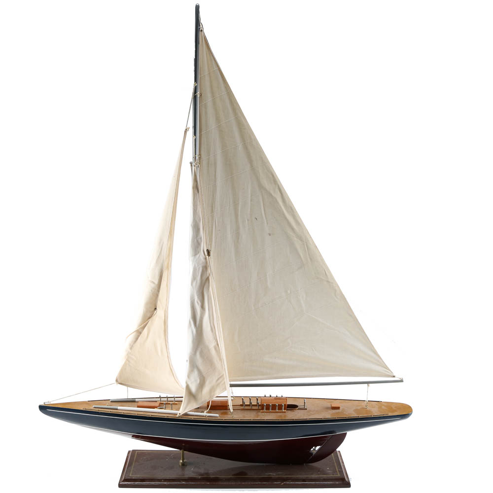 Model Sailboat