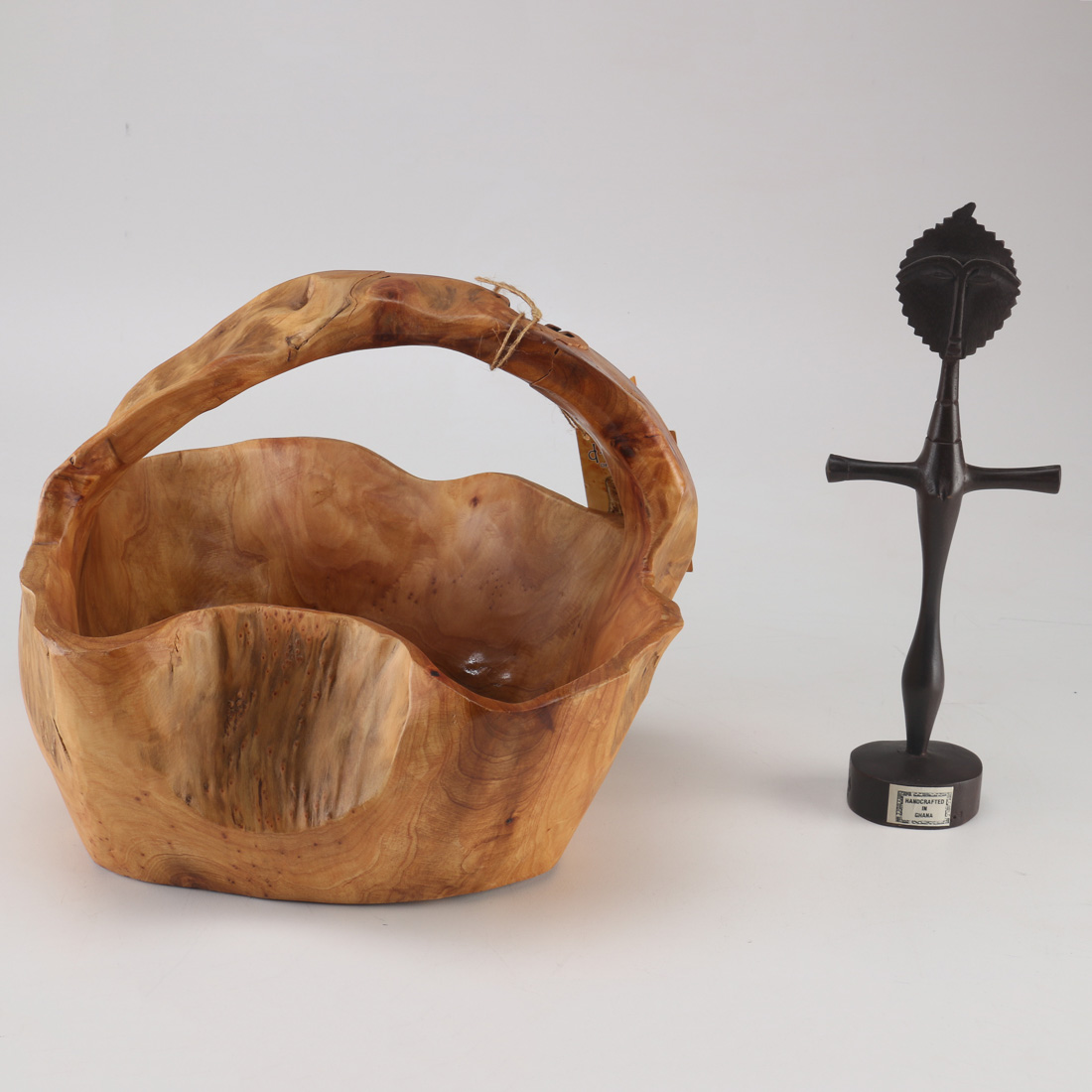 d' ECCO Basket and Sculpture