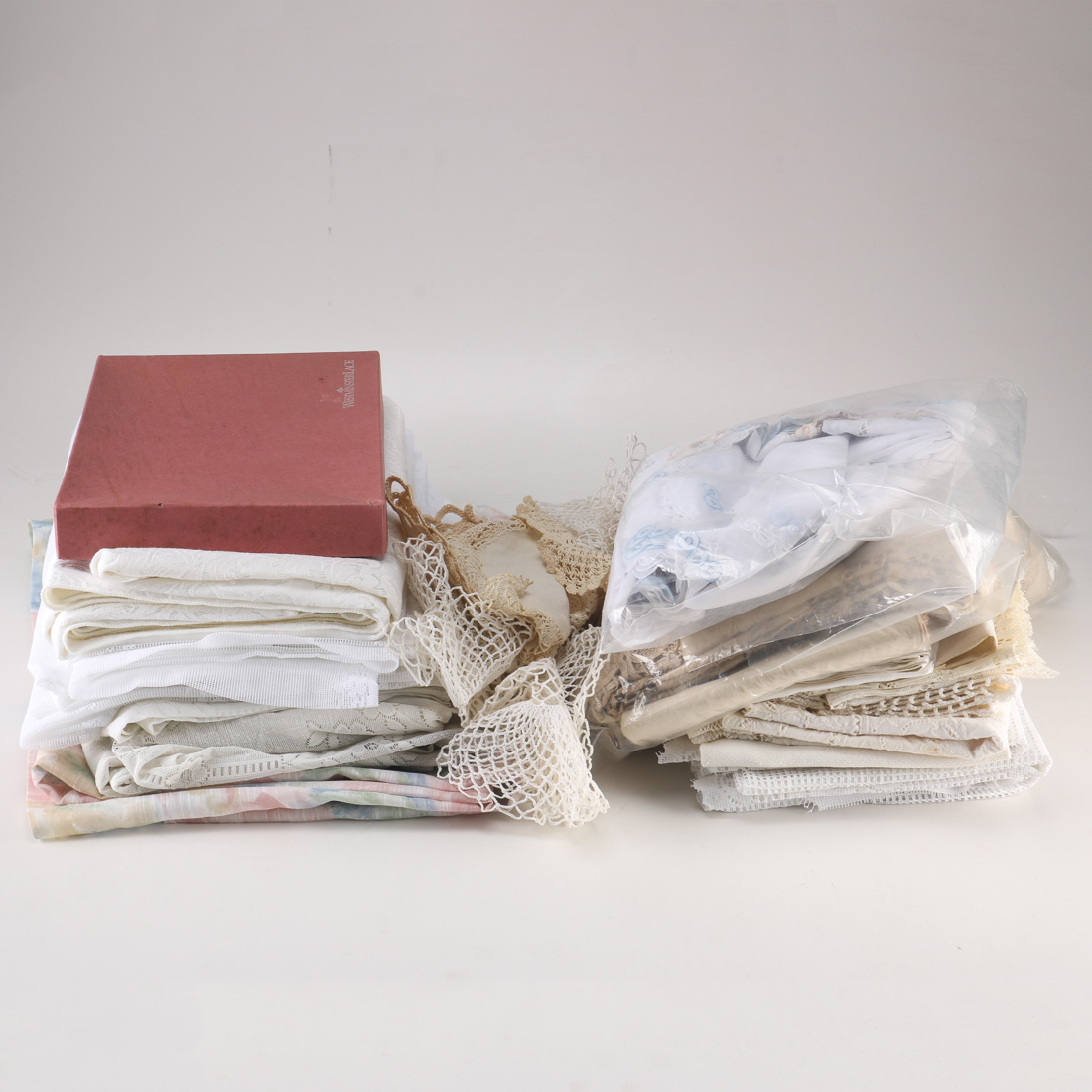 Assortment Kitchen Linens