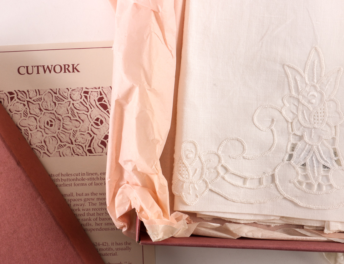 Assortment Kitchen Linens