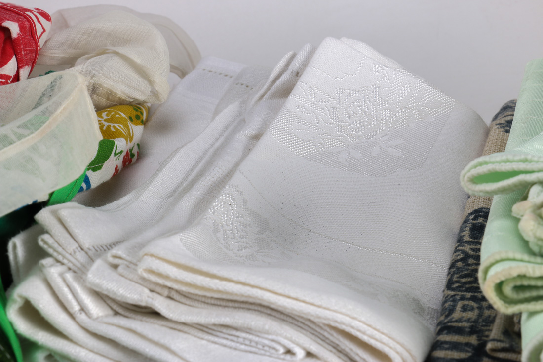 Assortment of Vintage Table Linens