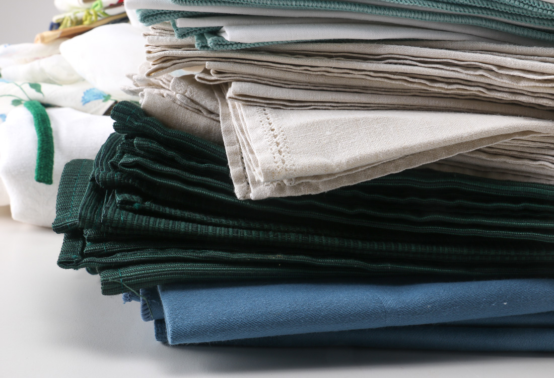 Assortment of Vintage Table Linens