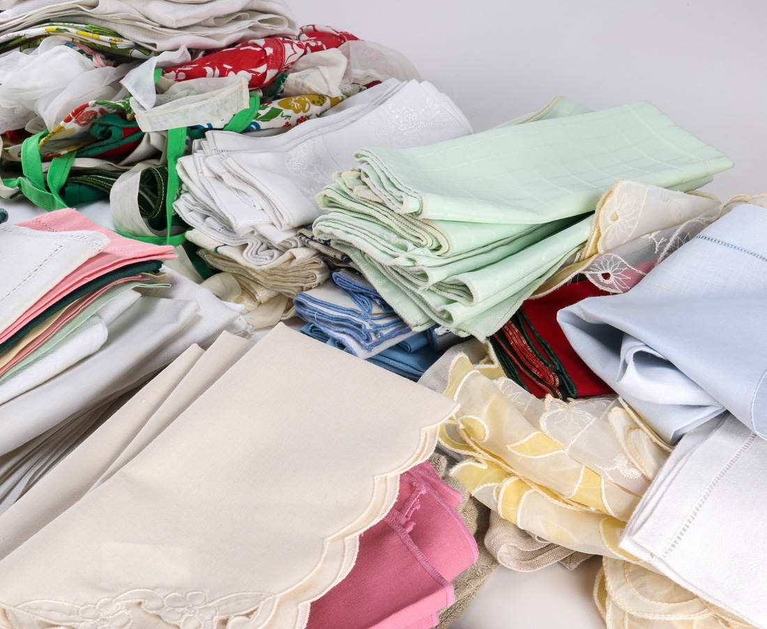 Assortment of Vintage Table Linens
