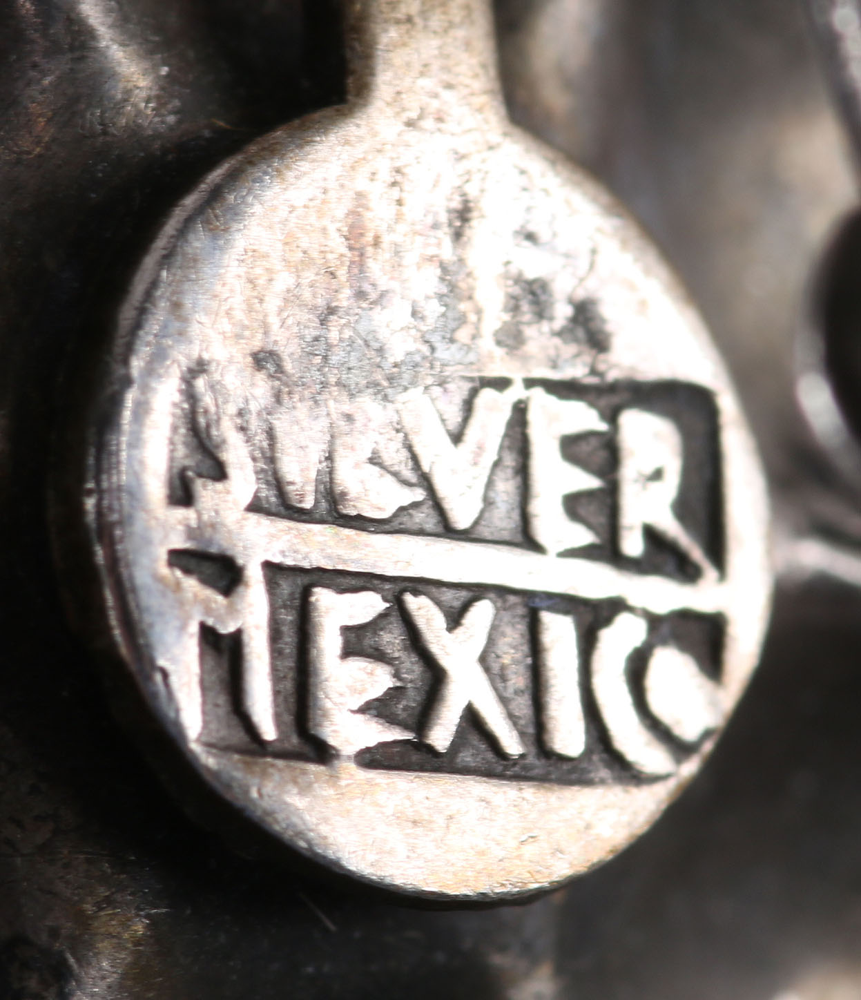 Set of 850 Silver Earrings and Bracelet