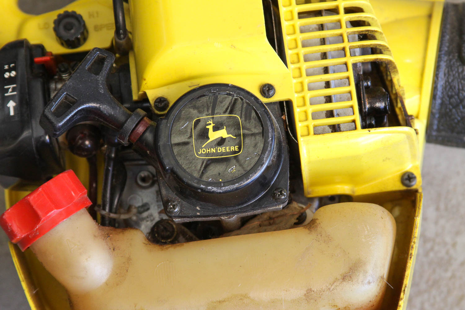 John Deere Leaf Blower