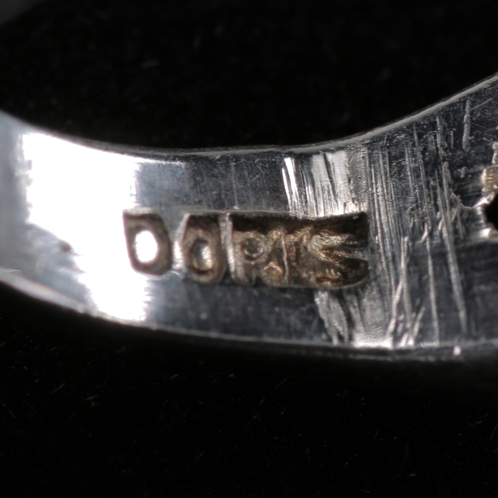 Assortment of 900 Silver and Color Change Sapphire Rings