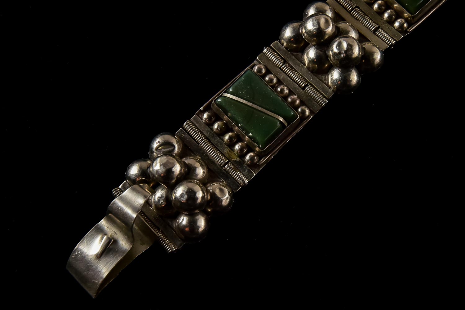 Sterling Silver Bracelet with Aventurine Quartz