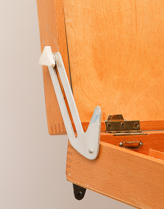 Yarka Medium French Field Easel