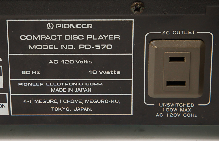 Pioneer PD-570 CD Player