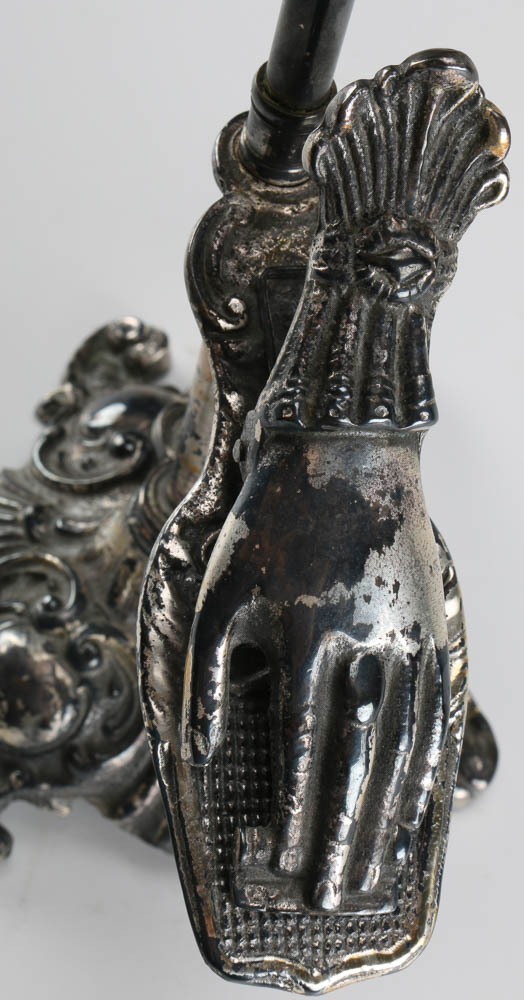 Metal Towel Holder with Hand Clamps